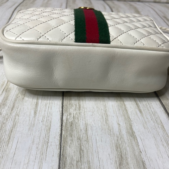 GUCCI QUILTED TRAPUNTATA CROSSBODY - Picture 9 of 10